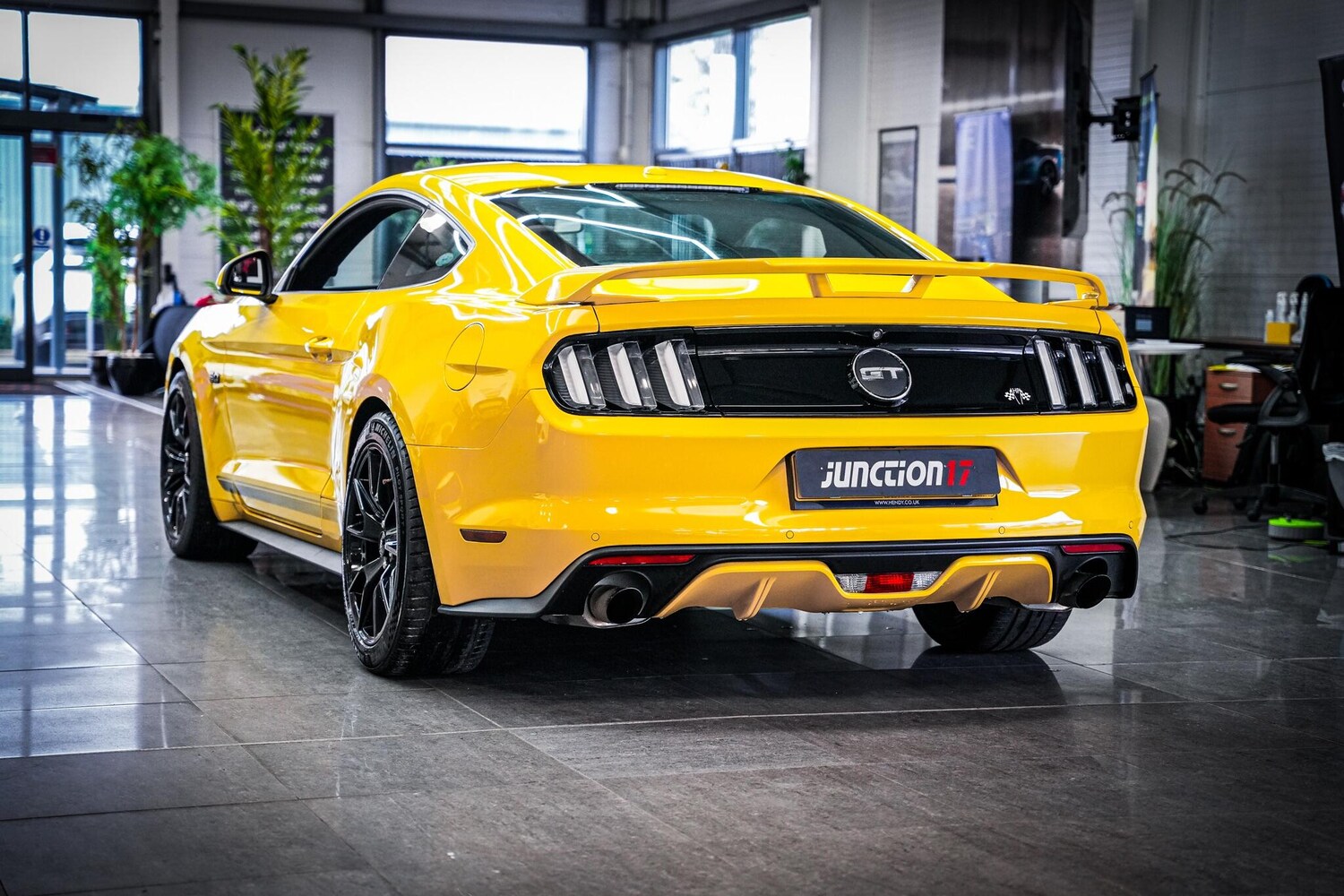 Used Ford Mustang 2018 for sale - 77387309: Photo 13