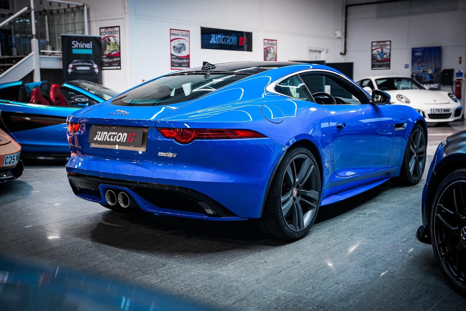 Used Jaguar F-Type 2016 for sale - 76823391: Photo 16