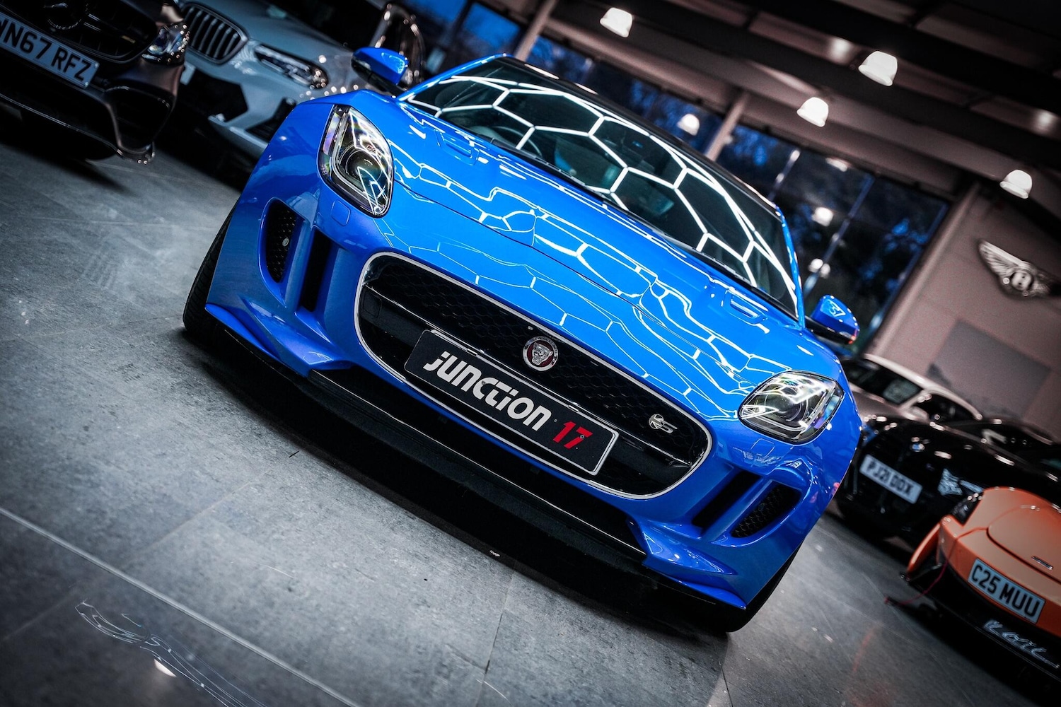 Used Jaguar F-Type 2016 for sale - 76823391: Photo 5