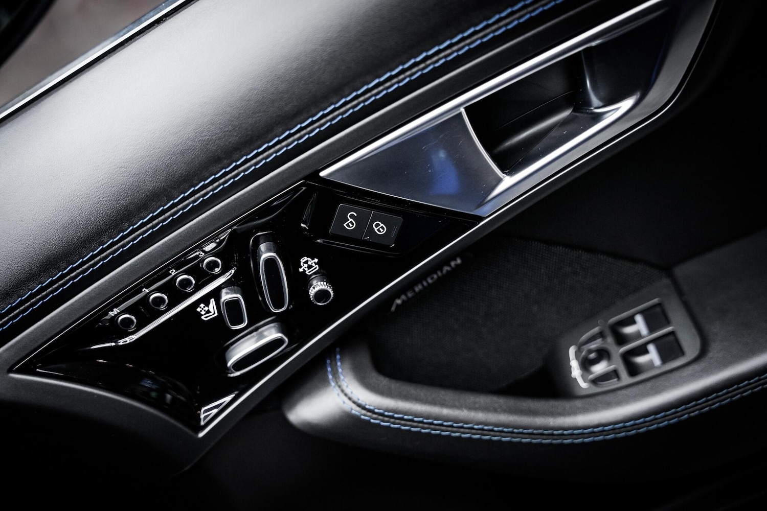 Used Jaguar F-Type 2016 for sale - 76823391: Photo 51