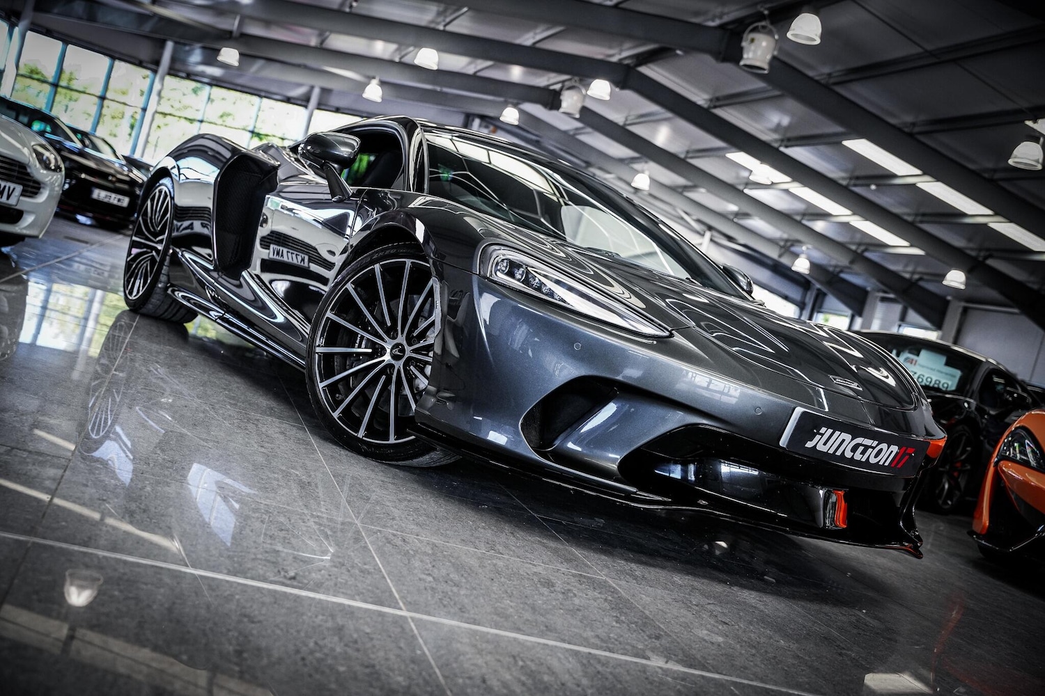 Used McLaren GT 2020 for sale - 76660513: Photo 7