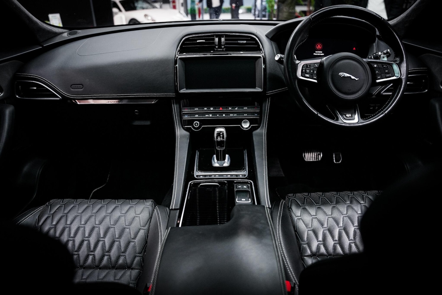 Used Jaguar F-Pace 2019 for sale - 76660507: Photo 21