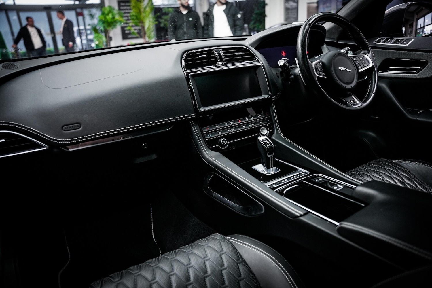 Used Jaguar F-Pace 2019 for sale - 76660507: Photo 22