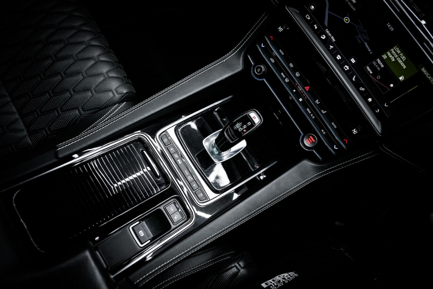 Used Jaguar F-Pace 2019 for sale - 76660507: Photo 5