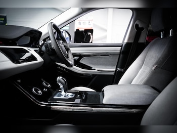 Used Land Rover Range Rover Evoque 2019 for sale - 78934966: Photo