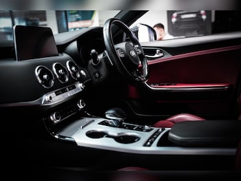 Used Kia Stinger 2019 for sale - 79049322: Photo