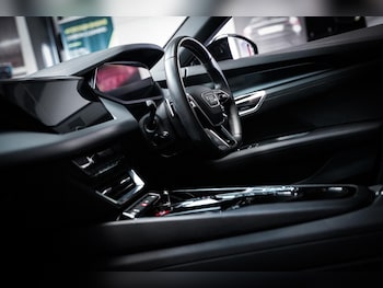 Used Audi e-tron GT 2022 for sale - 79181925: Photo