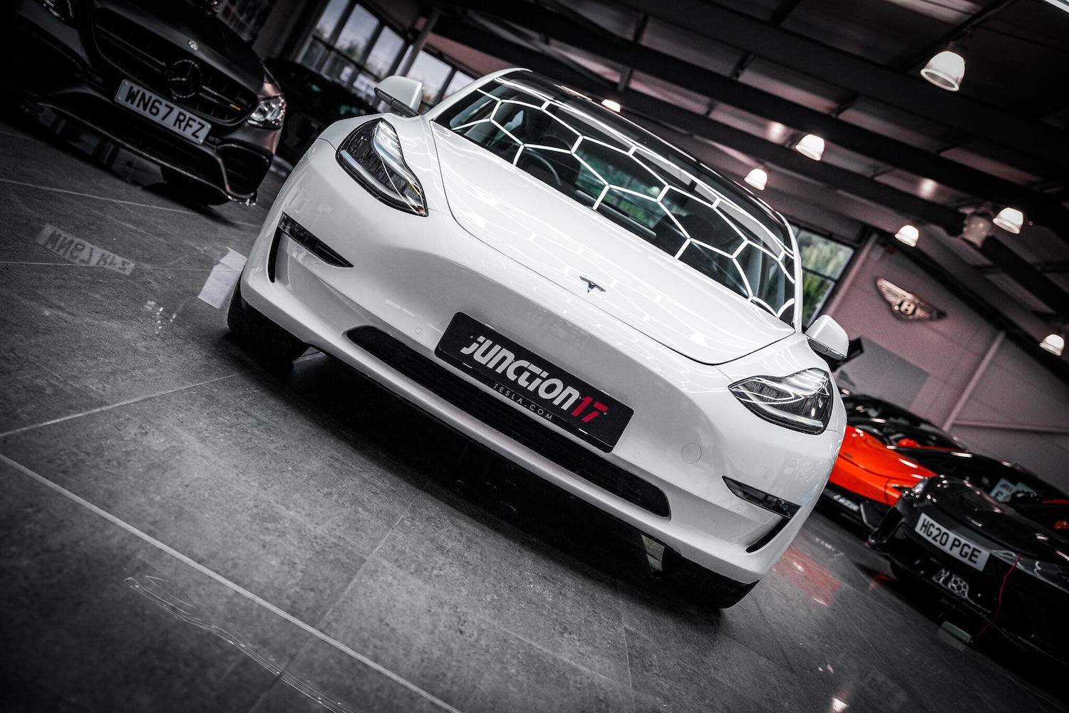 Used Tesla Model 3 2020 for sale - 76660369: Photo 4