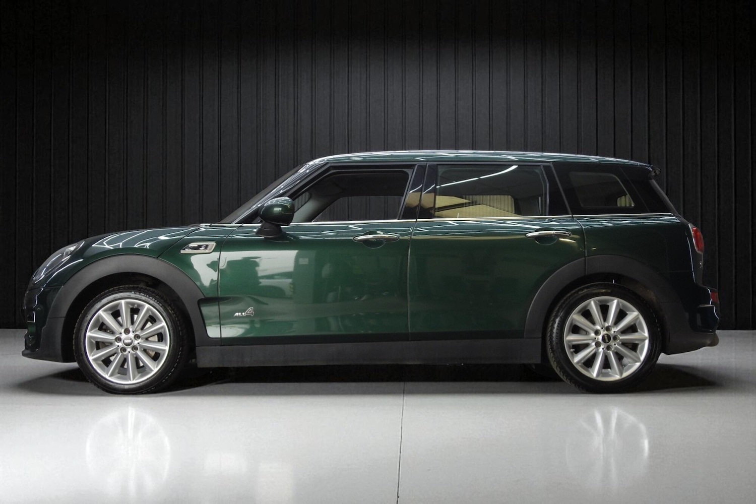 Used MINI Clubman 2016 for sale - 76660376: Photo 4