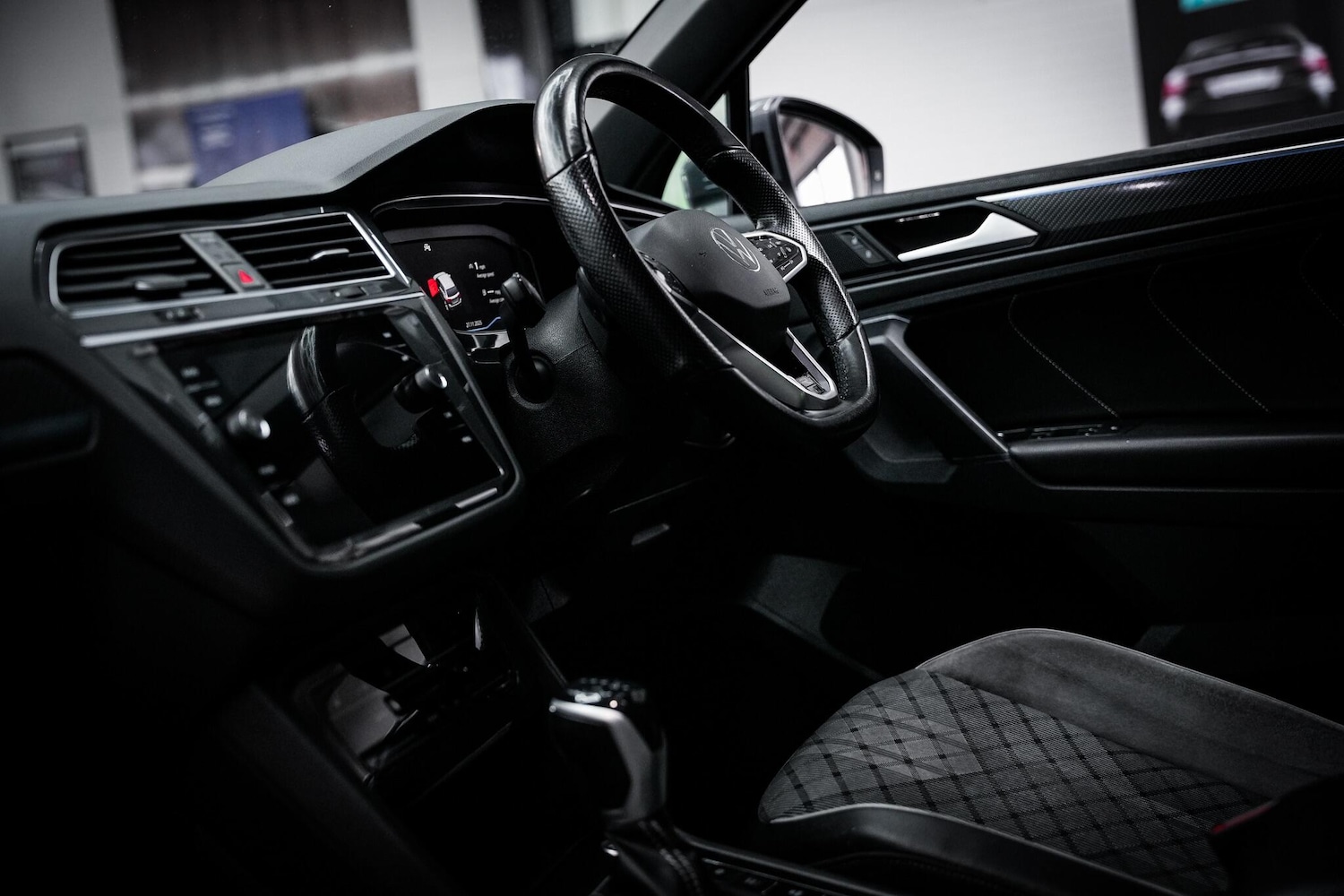 Used Volkswagen Tiguan 2022 for sale - 76660486: Photo 3