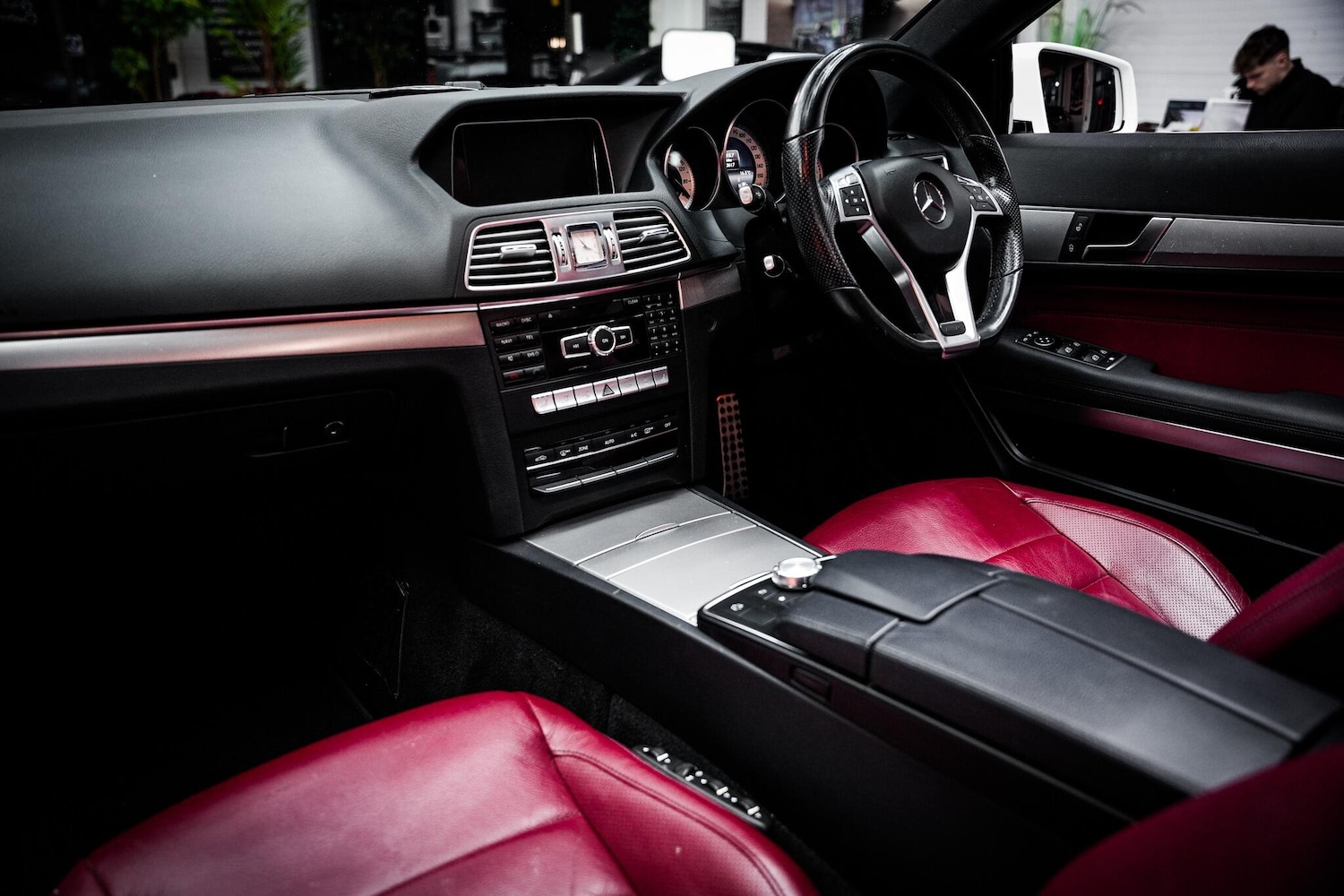 Used Mercedes-Benz E Class 2014 for sale - 76781732: Photo 22