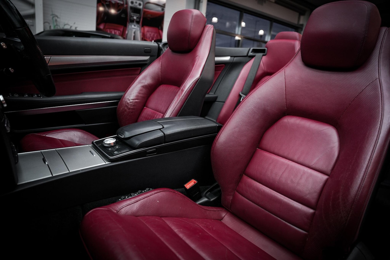 Used Mercedes-Benz E Class 2014 for sale - 76781732: Photo 23