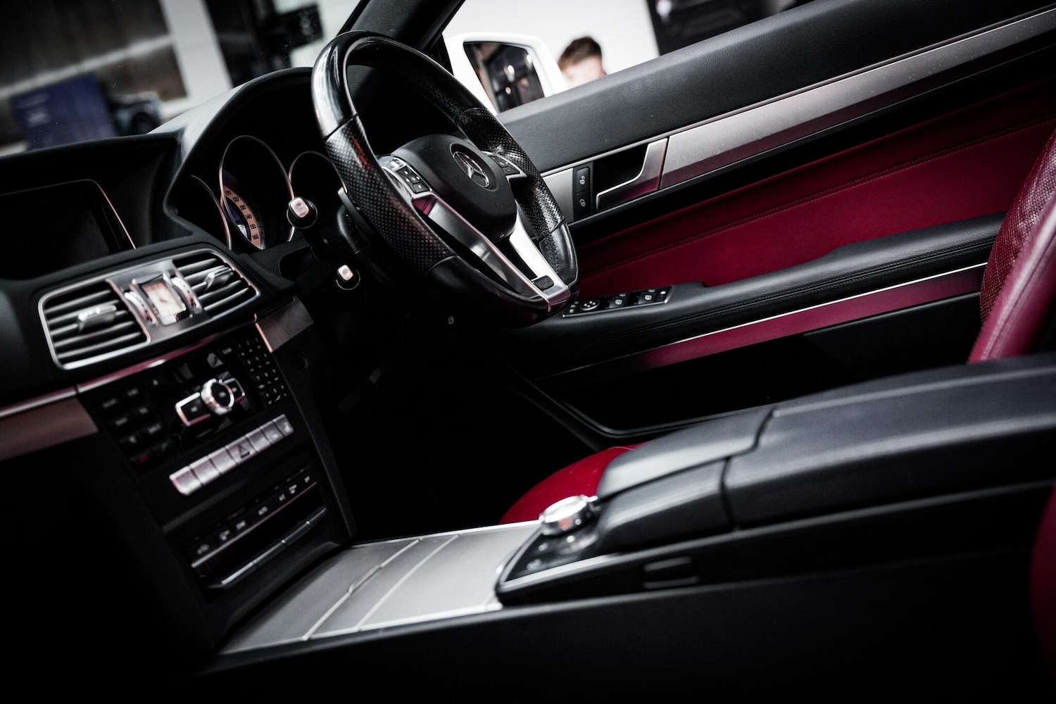 Used Mercedes-Benz E Class 2014 for sale - 76781732: Photo 3