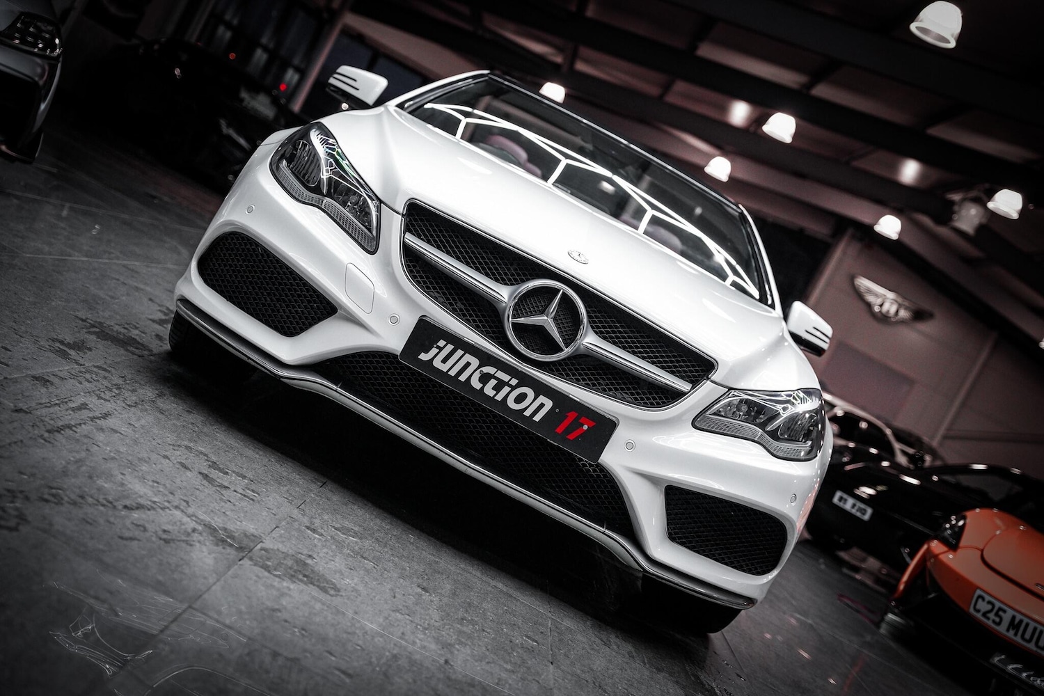 Used Mercedes-Benz E Class 2014 for sale - 76781732: Photo 4