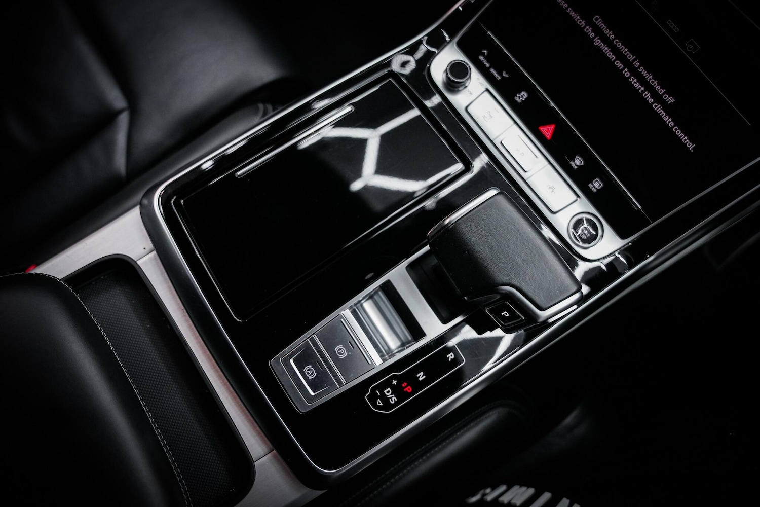 Used Audi Q8 for sale - 77290680: Photo 5