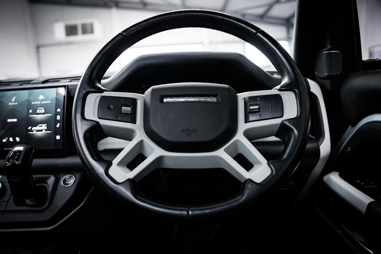 Used Land Rover Defender 90 2022 for sale - 78019543: Photo 21