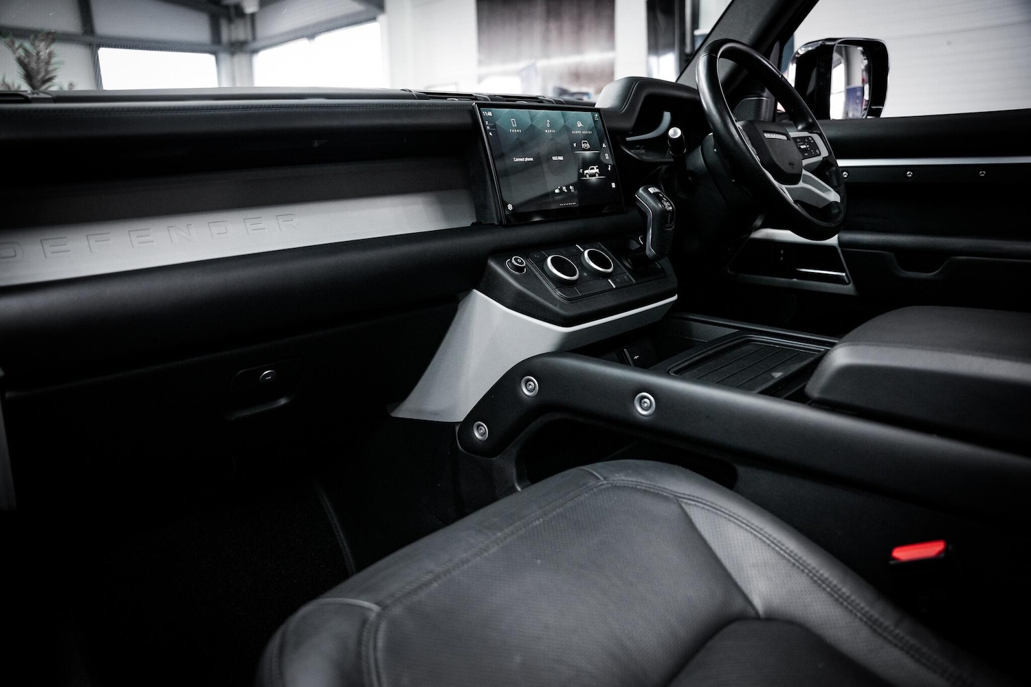 Used Land Rover Defender 90 2022 for sale - 78019543: Photo 23