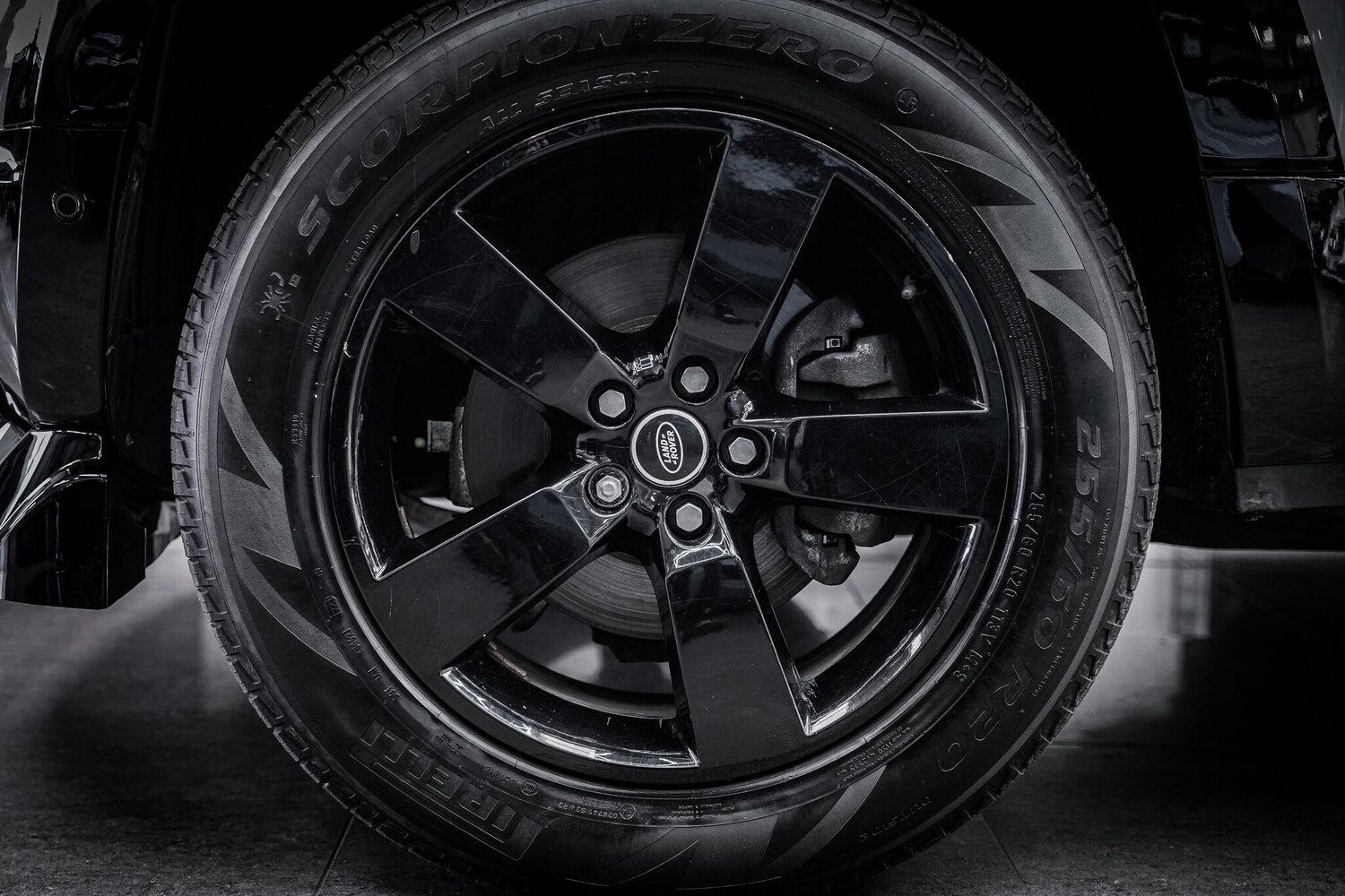 Used Land Rover Defender 90 2022 for sale - 78019543: Photo 30