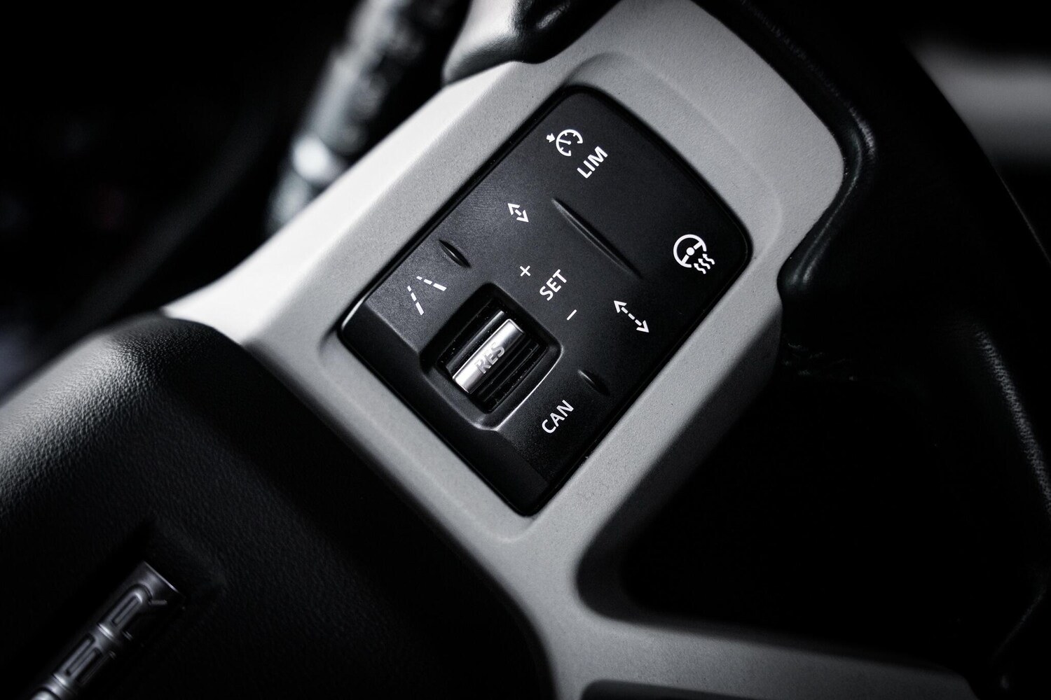 Used Land Rover Defender 90 2022 for sale - 78019543: Photo 50