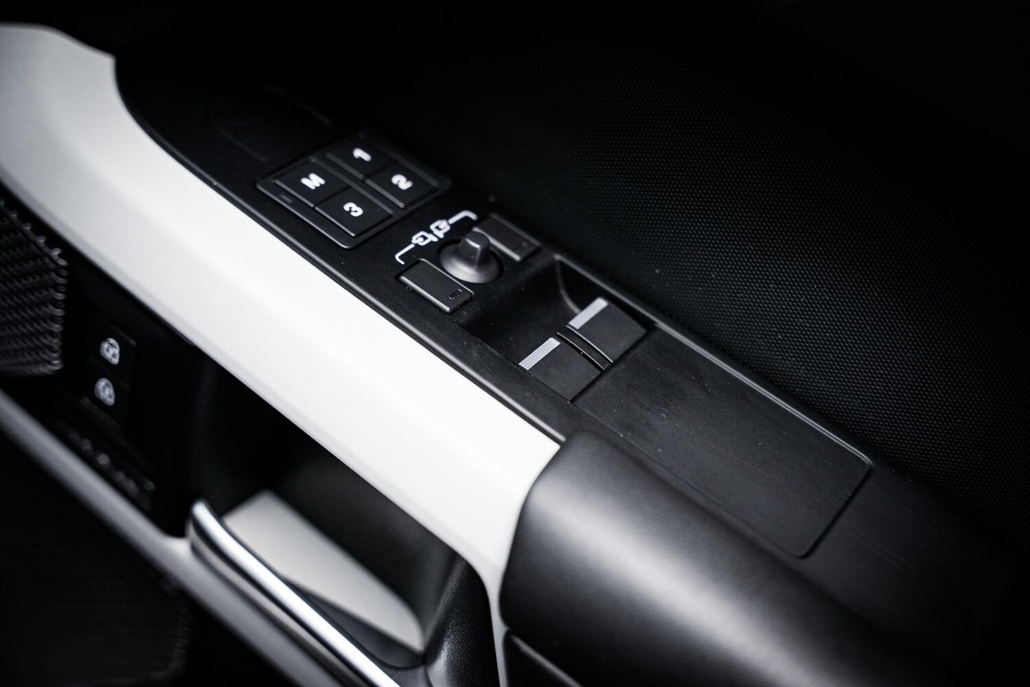 Used Land Rover Defender 90 2022 for sale - 78019543: Photo 56