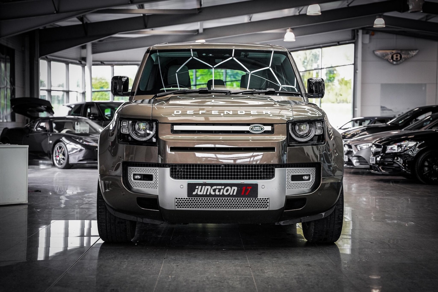 Used Land Rover Defender 110 2022 for sale - 78170928: Photo 13