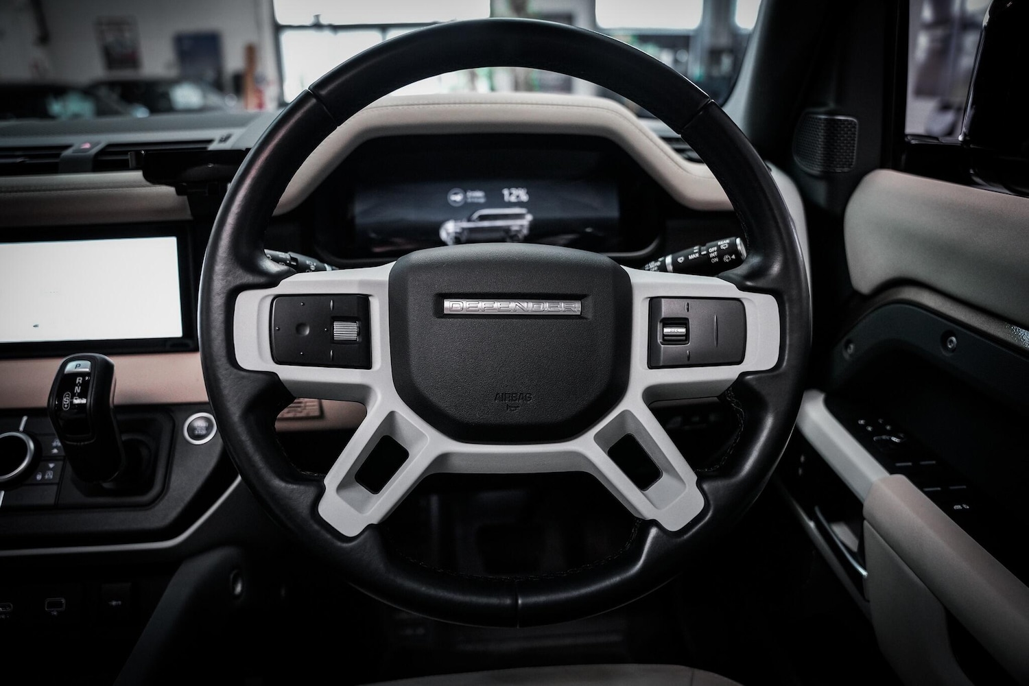 Used Land Rover Defender 110 2022 for sale - 78170928: Photo 21