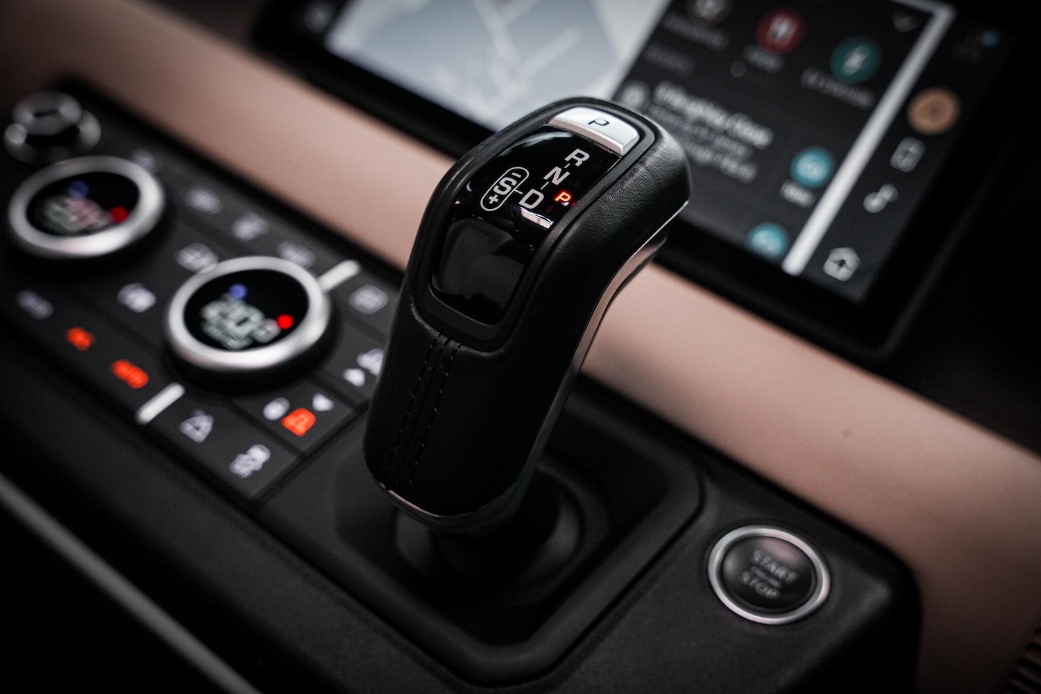 Used Land Rover Defender 110 2022 for sale - 78170928: Photo 43