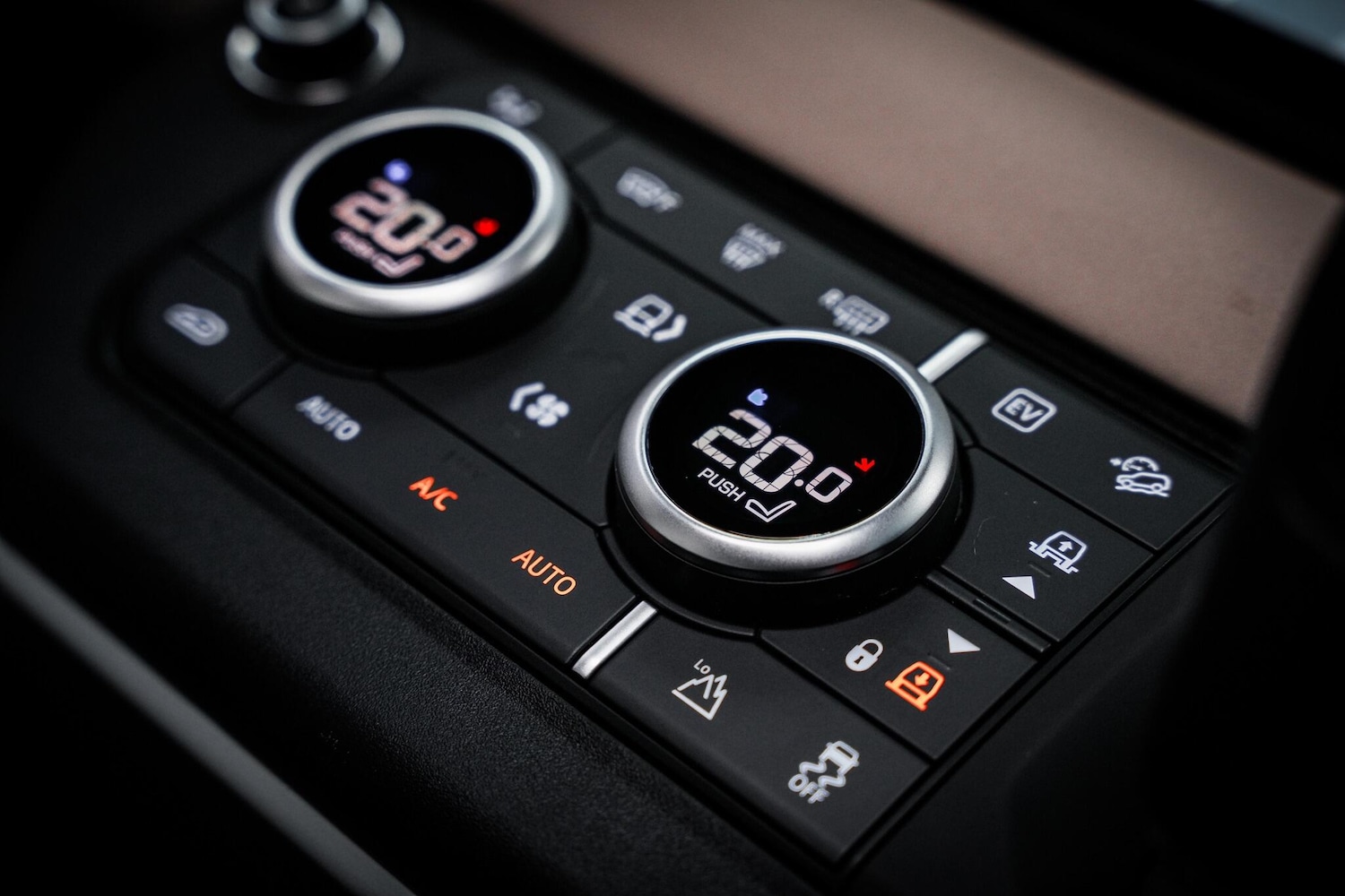 Used Land Rover Defender 110 2022 for sale - 78170928: Photo 45