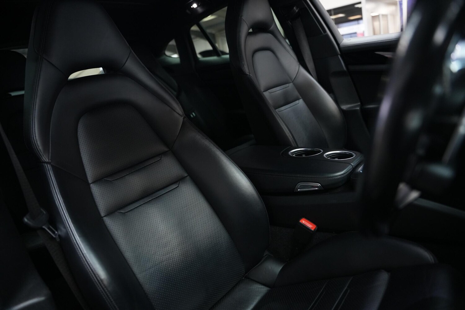 Used Porsche Panamera 2018 for sale - 77882057: Photo 17