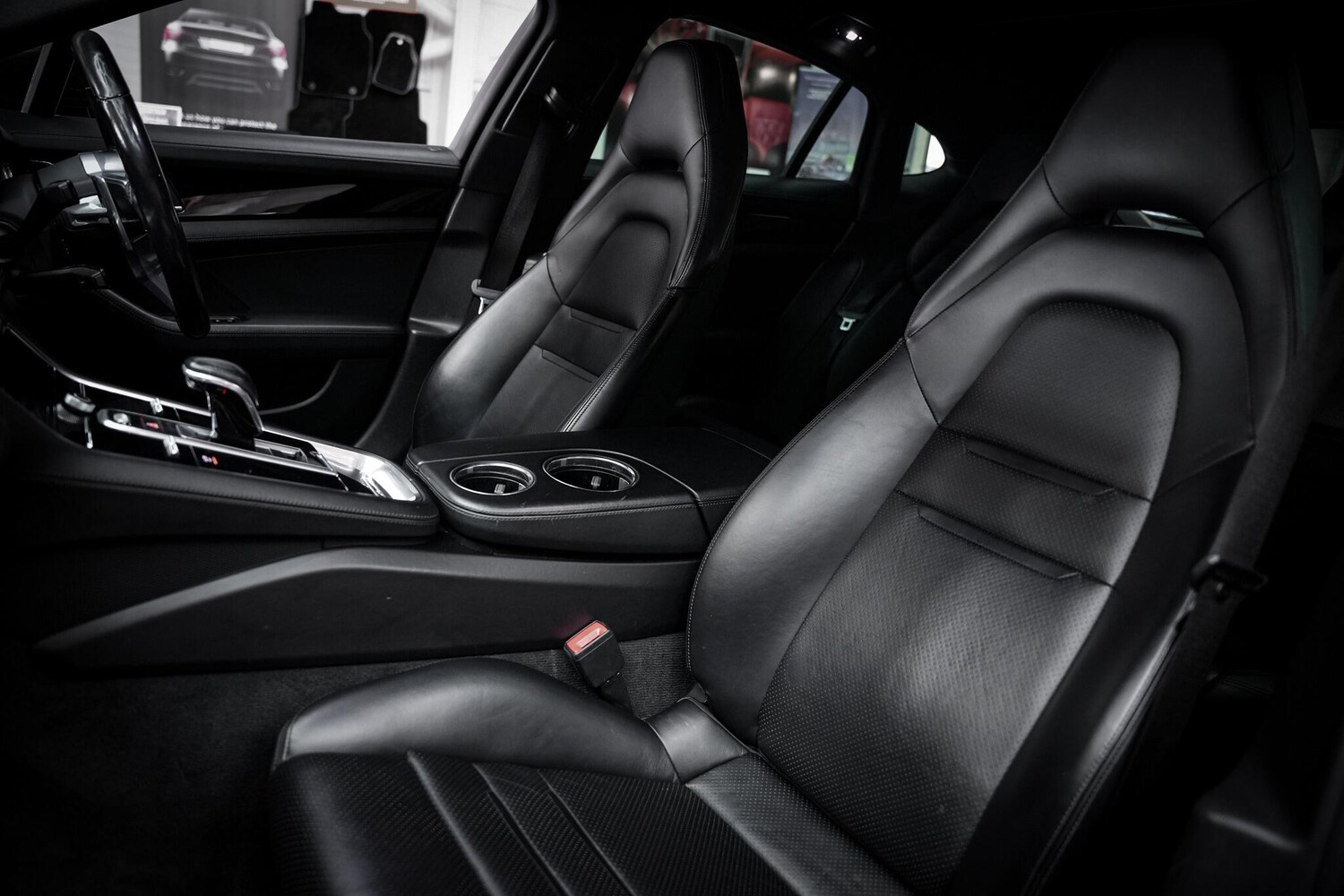 Used Porsche Panamera 2018 for sale - 77882057: Photo 23