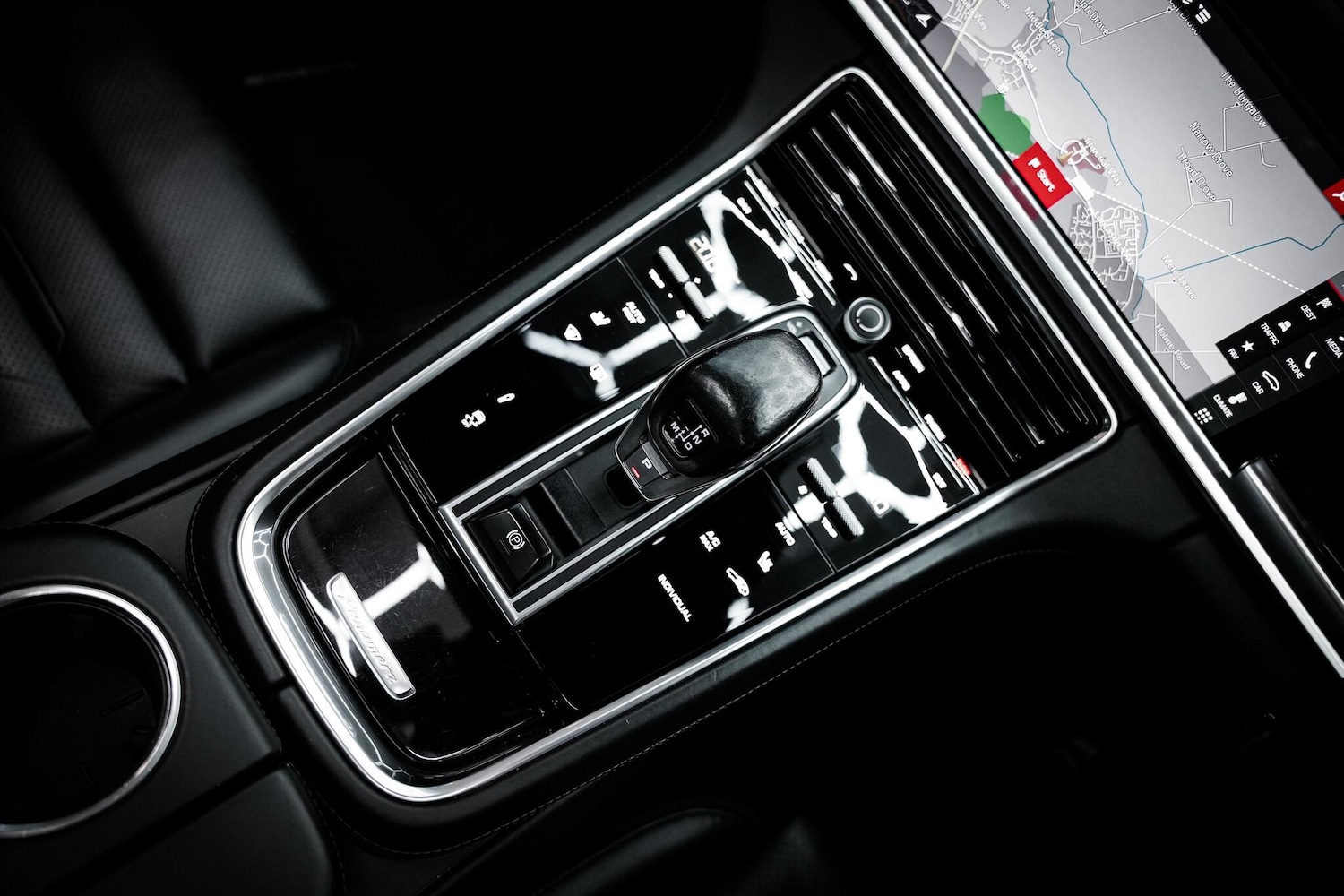 Used Porsche Panamera 2018 for sale - 77882057: Photo 5