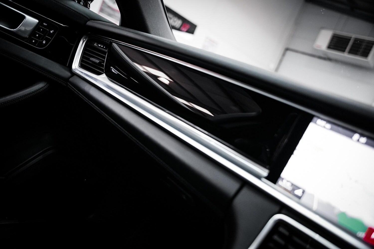 Used Porsche Panamera 2018 for sale - 77882057: Photo 53