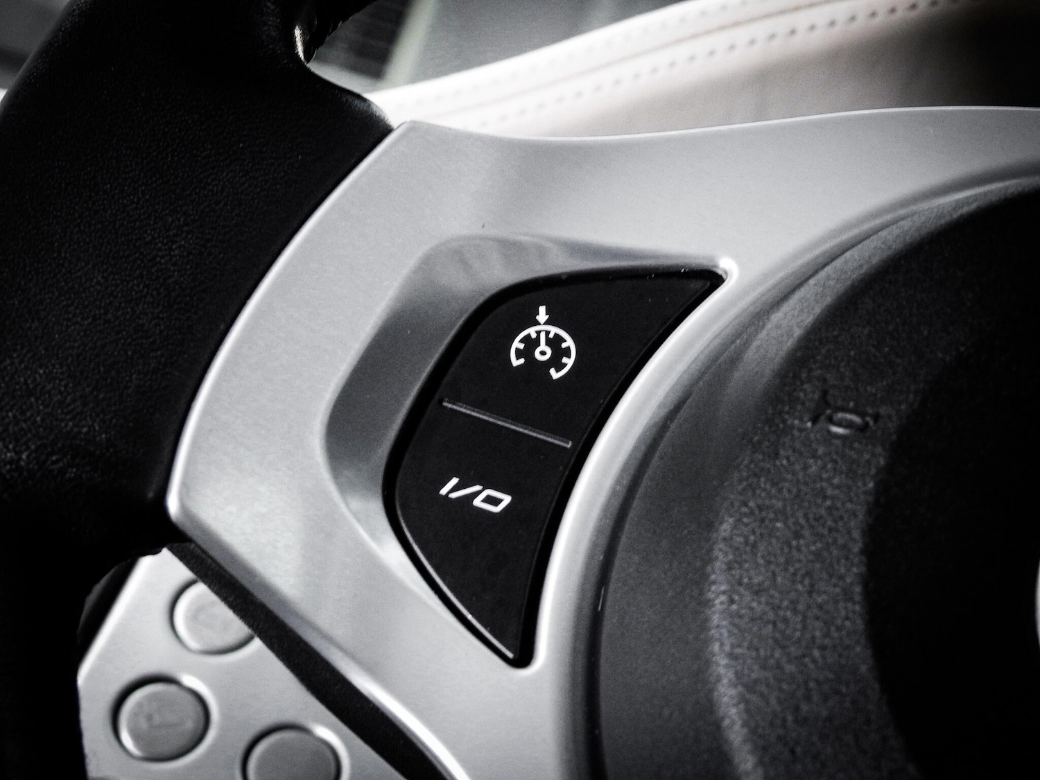 Used Lotus Evora 2010 for sale - 77203018: Photo 29