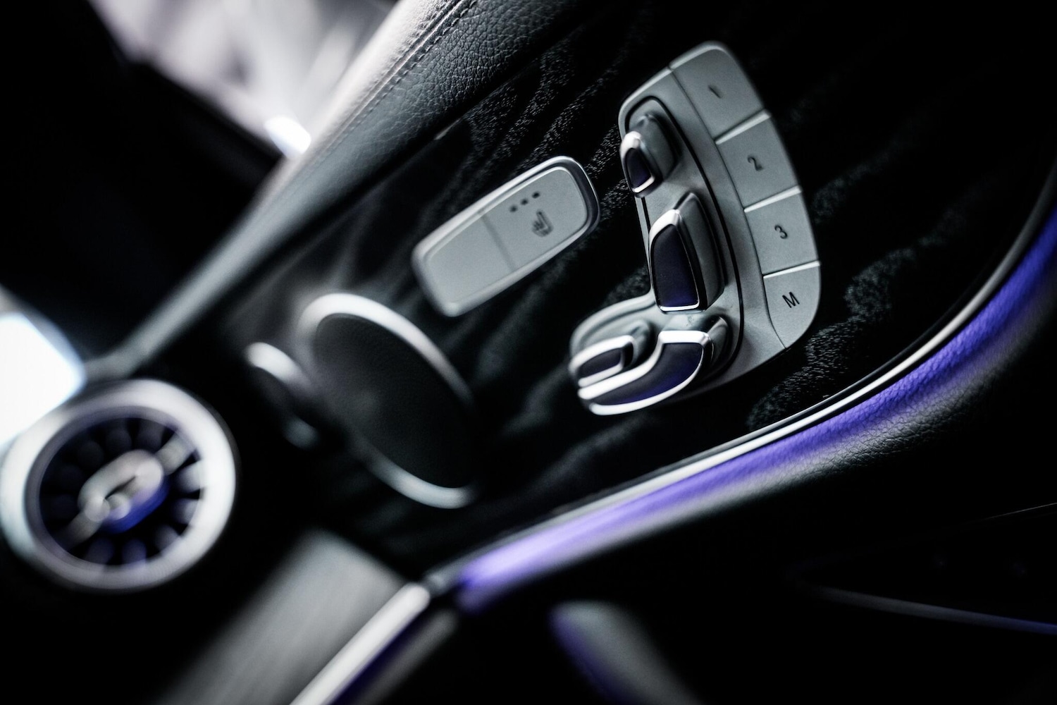 Used Mercedes-Benz E Class 2019 for sale - 76660468: Photo 46