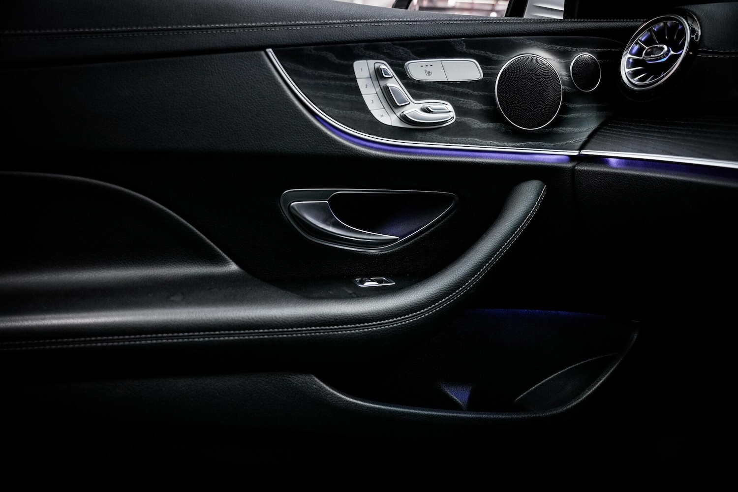 Used Mercedes-Benz E Class 2019 for sale - 76660468: Photo 48