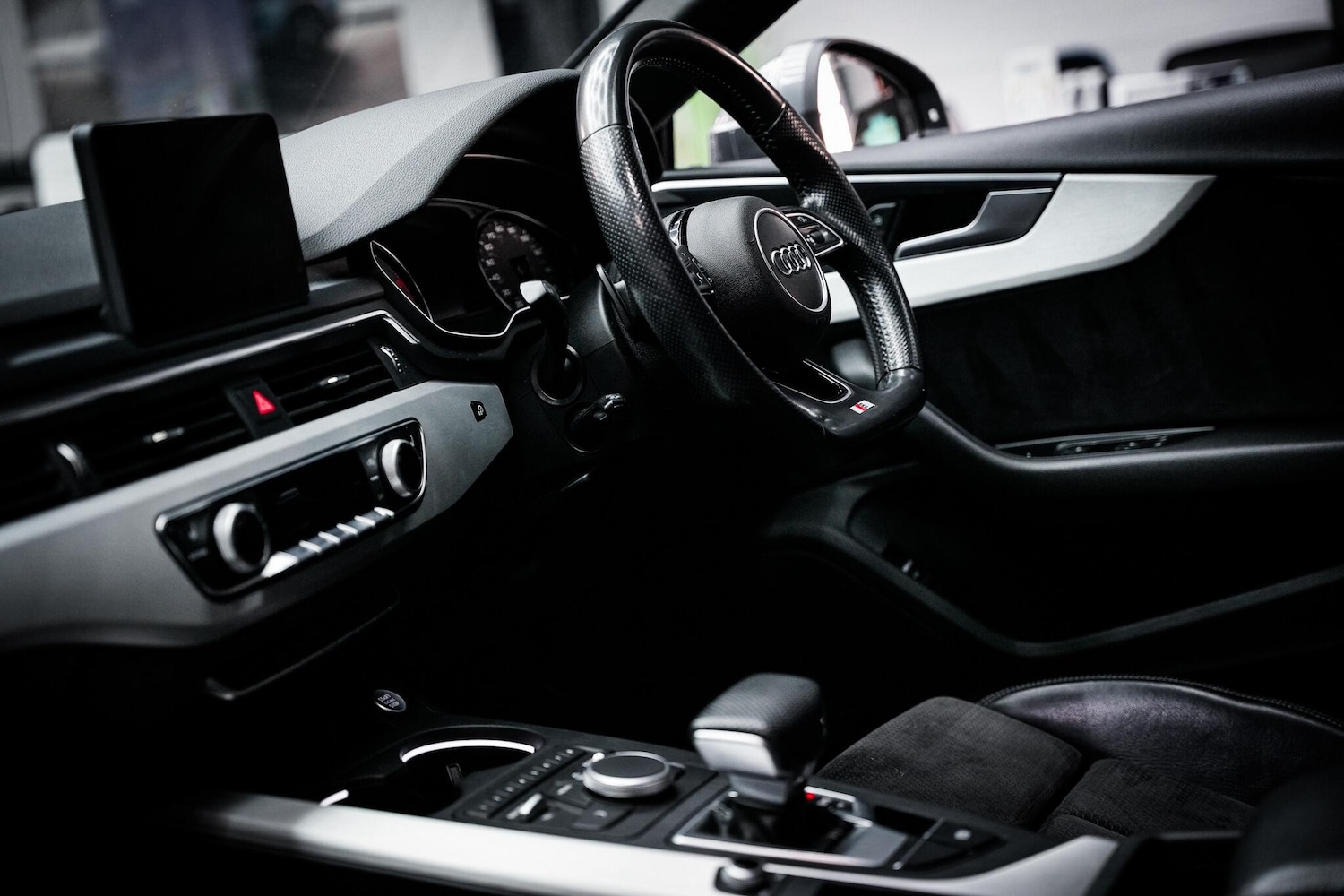 Used Audi A5 2017 for sale - 76660411: Photo 4