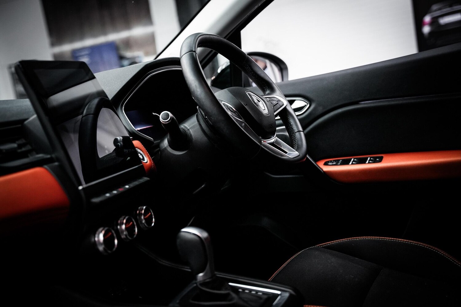 Used Renault Captur 2020 for sale - 76780892: Photo 3