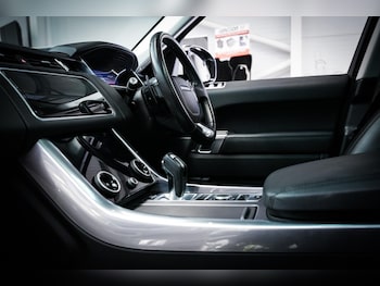Used Land Rover Range Rover Sport 2020 for sale - 79201726: Photo