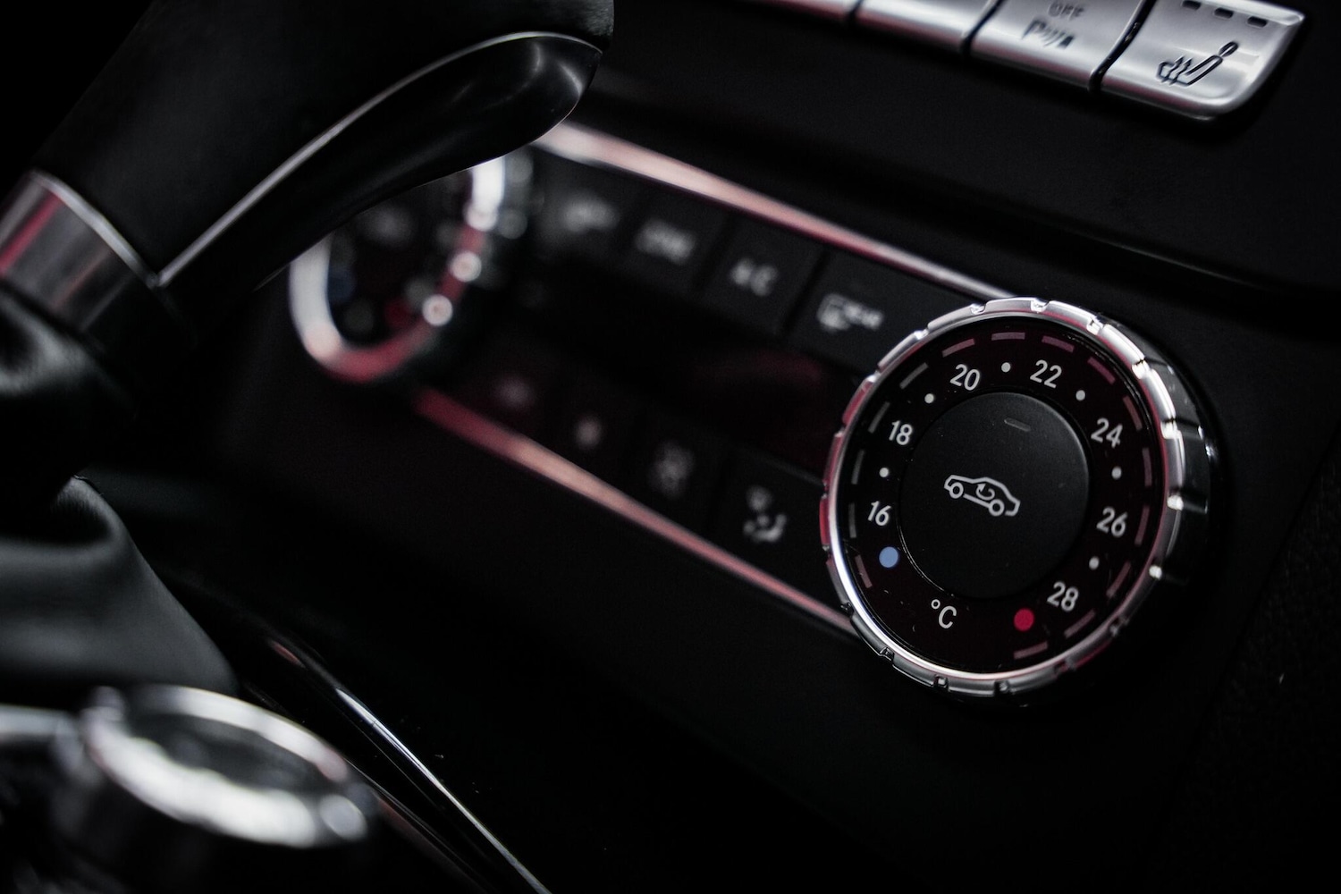 Used Mercedes-Benz C Class 2013 for sale - 76660414: Photo 42