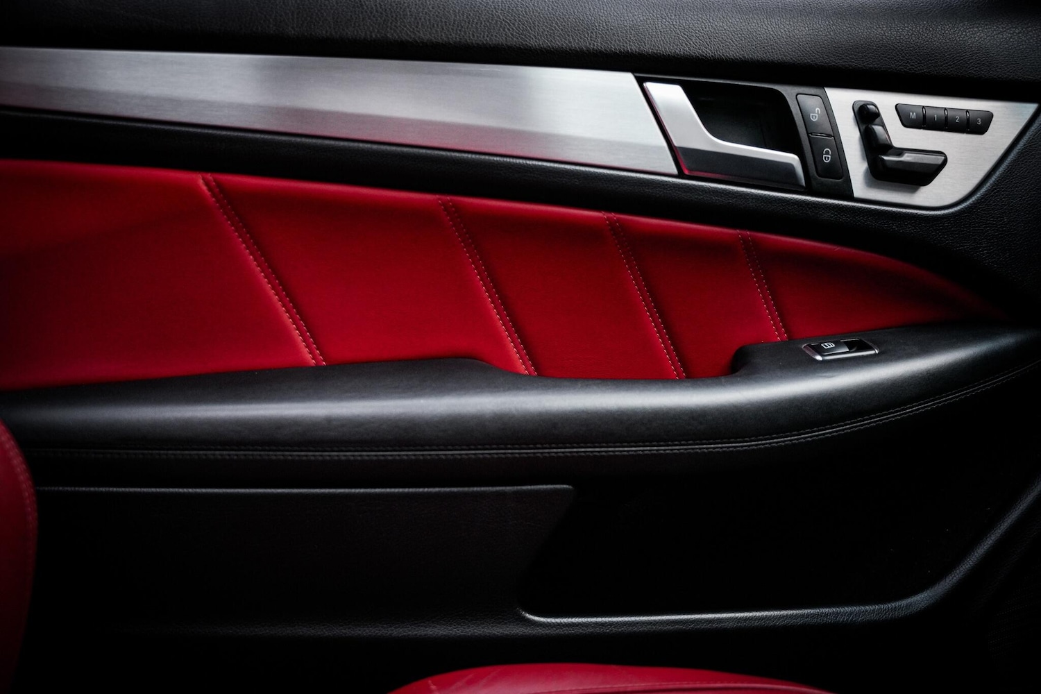 Used Mercedes-Benz C Class 2013 for sale - 76660414: Photo 44