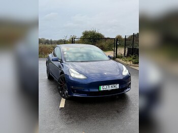 Tesla - Model 3