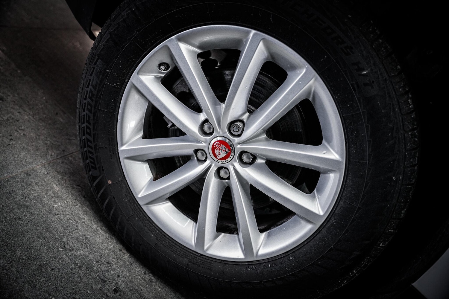 Used Jaguar F-Pace 2018 for sale - 76660545: Photo 27