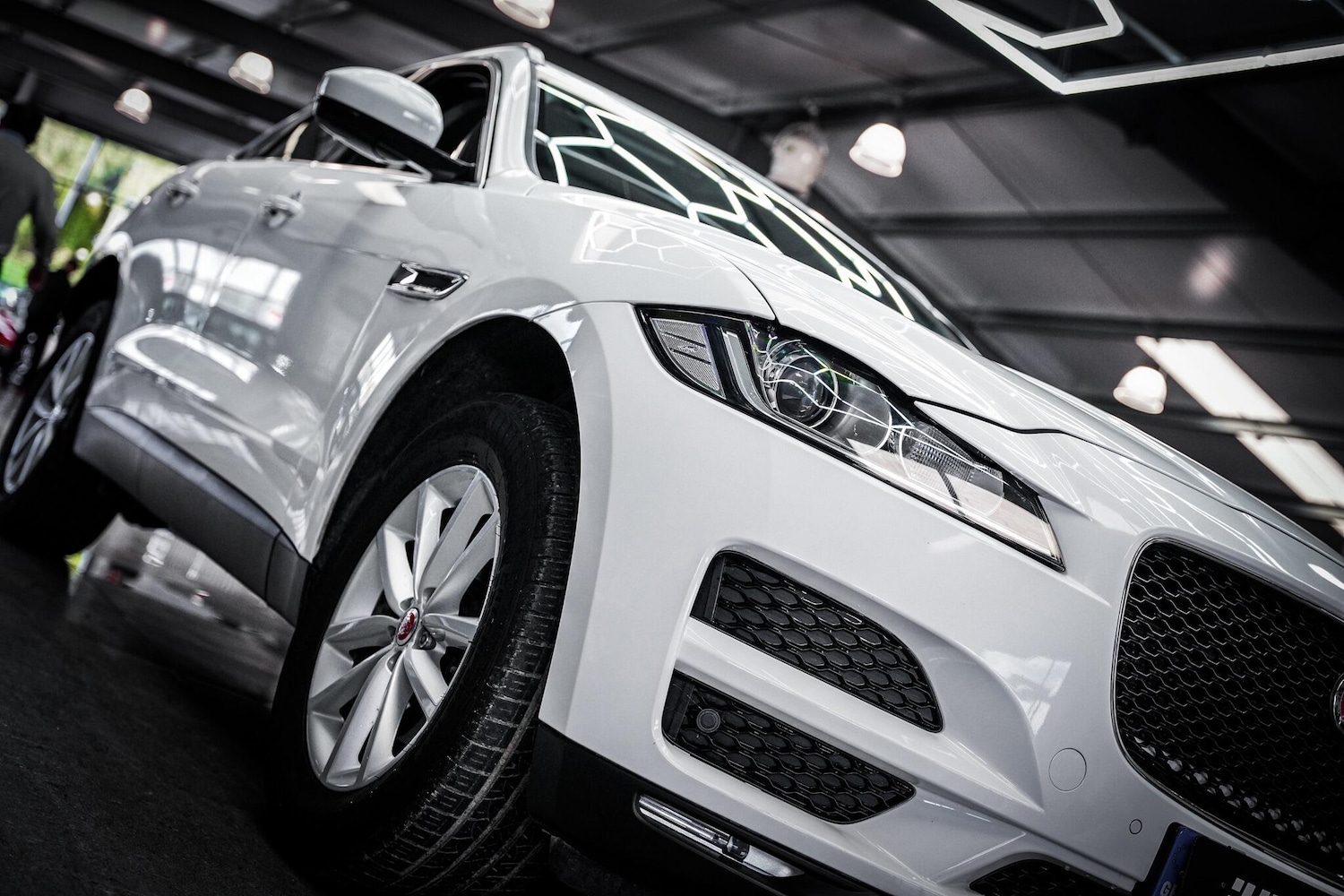 Used Jaguar F-Pace 2018 for sale - 76660545: Photo 33