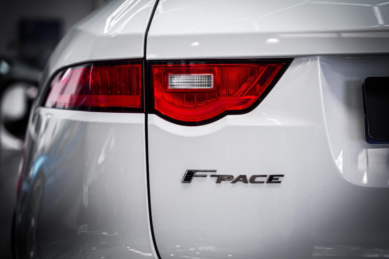 Used Jaguar F-Pace 2018 for sale - 76660545: Photo 35