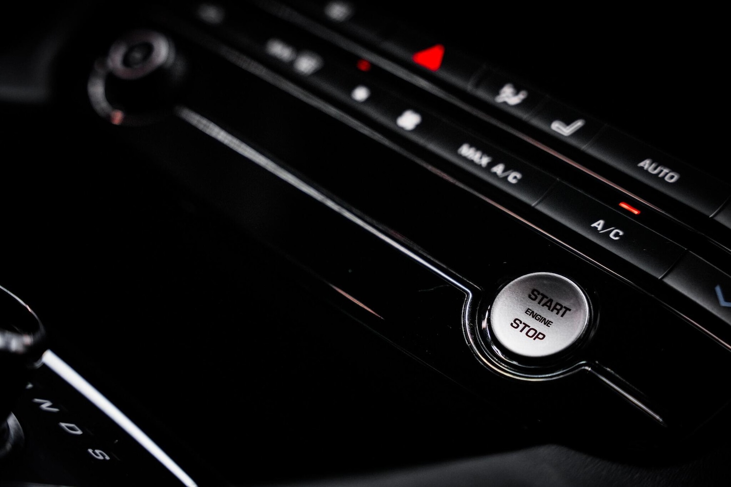 Used Jaguar F-Pace 2018 for sale - 76660545: Photo 40