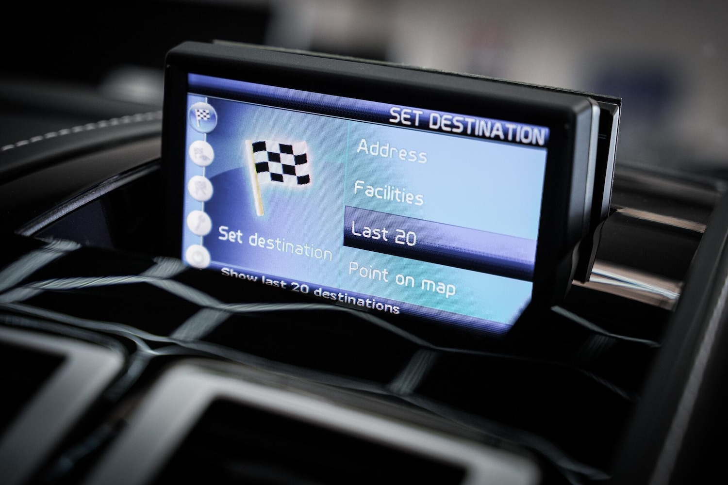 Used Aston Martin Vantage 2011 for sale - 76660419: Photo 41