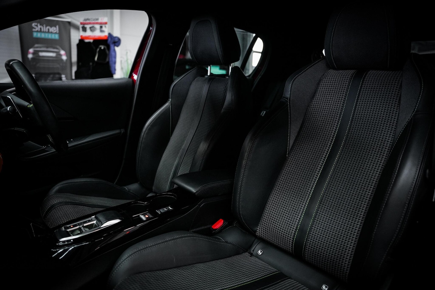 Used Peugeot 208 2023 for sale - 76660423: Photo 24