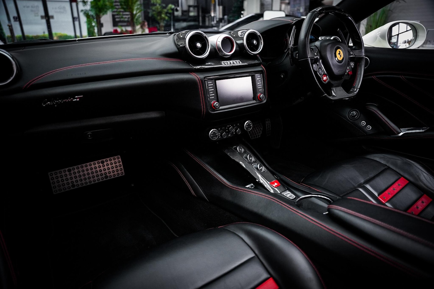 Used Ferrari California 2015 for sale - 76660492: Photo 23