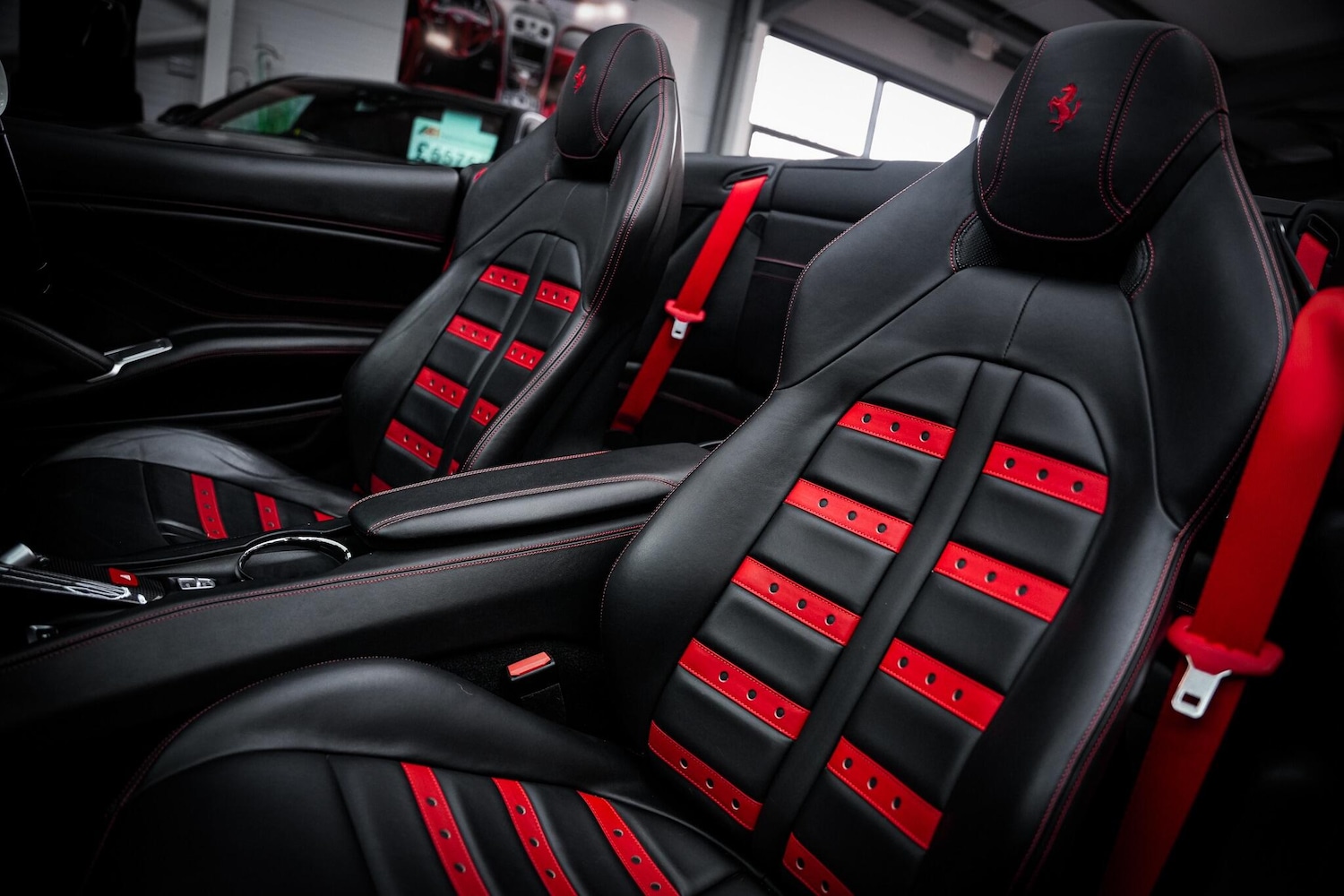 Used Ferrari California 2015 for sale - 76660492: Photo 24