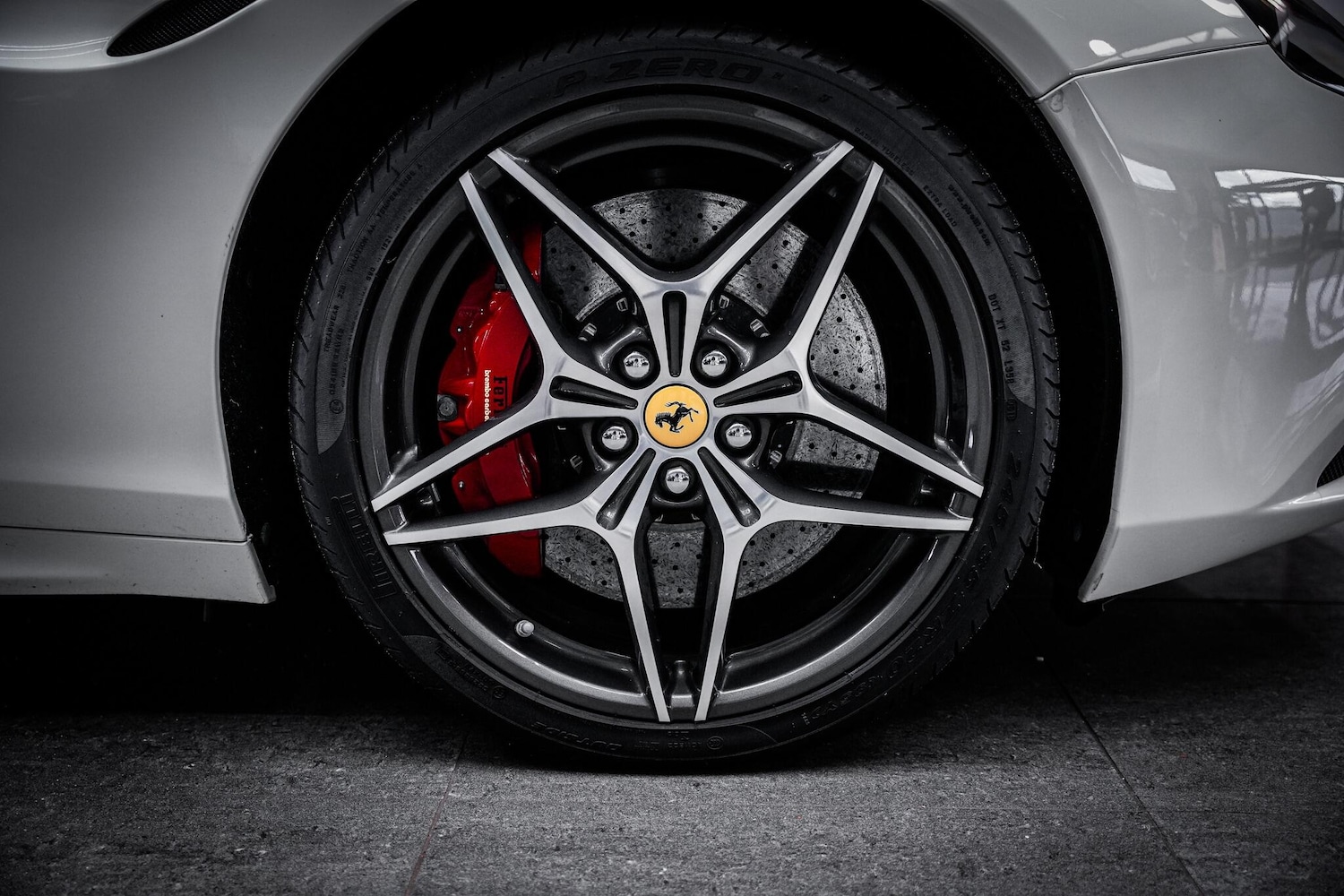 Used Ferrari California 2015 for sale - 76660492: Photo 27